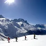 Genevrier - Spacious Balcony With Mont Blanc Views 아파트