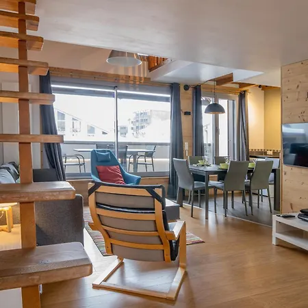 Genevrier - Spacious Balcony With Mont Blanc Views شقة
